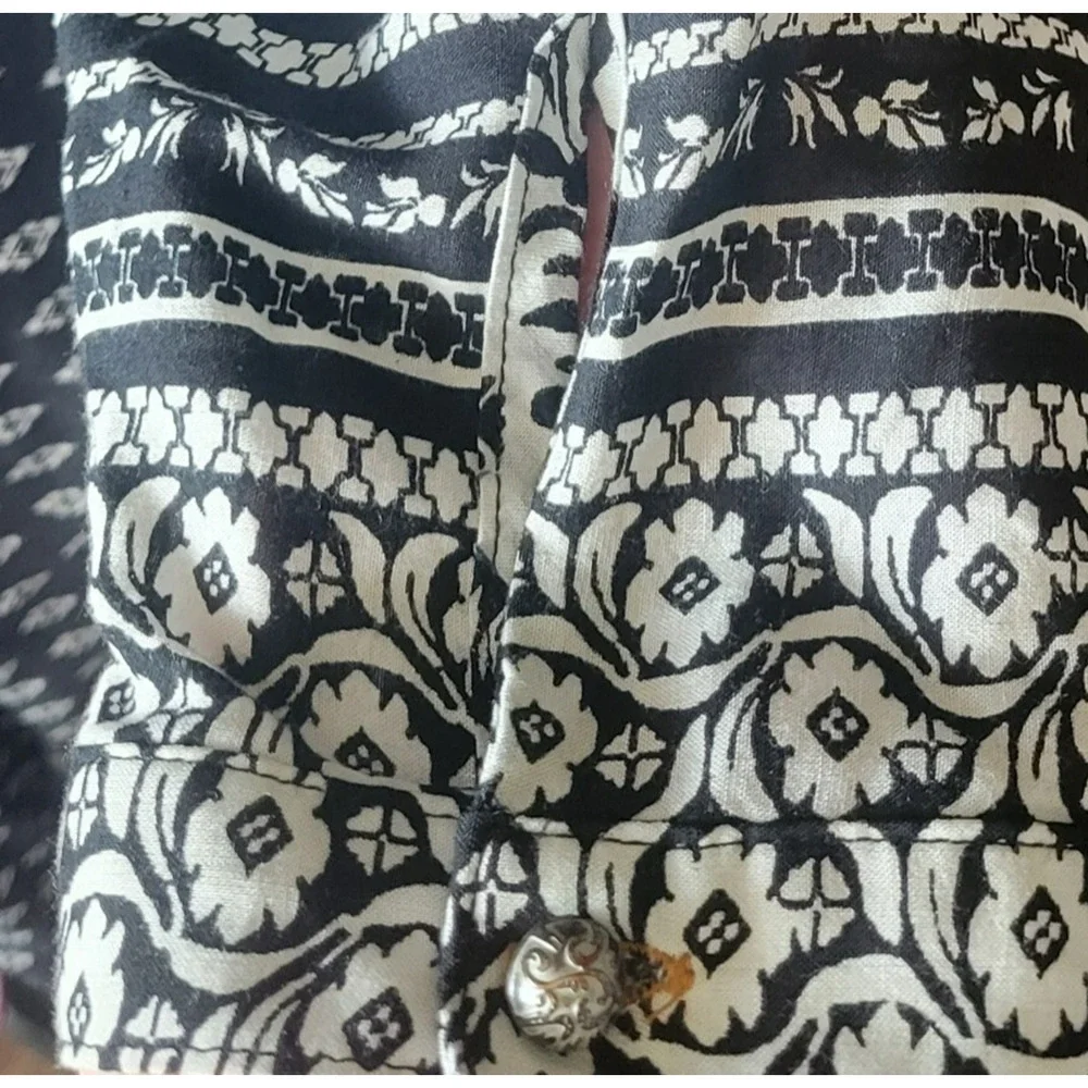 Cyrena by Anthropologie L Tunic Dress Black White Boho Floral Pleated Back Flowy